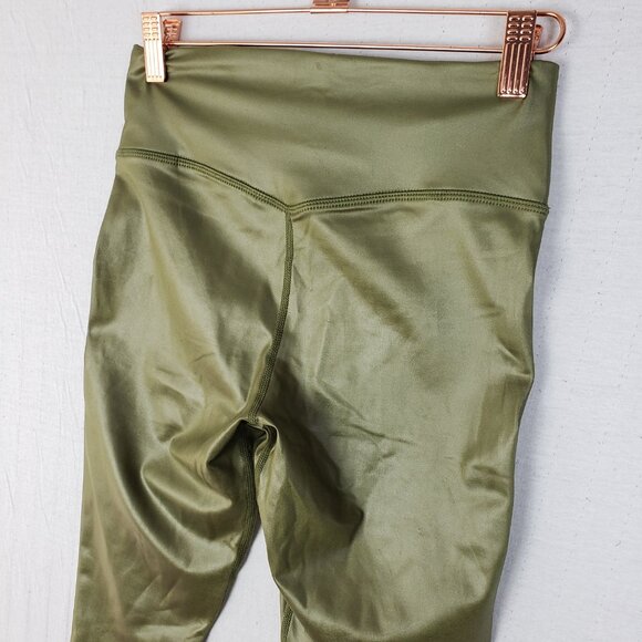 Fabletics NWT Anywhere Motion365+ Shine High-Waisted Legging Size S Moss Green - Picture 12 of 13